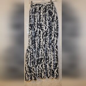 Cacique Black and White Leaf Print Skirt